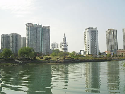 �������Y