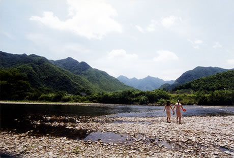 �������Y