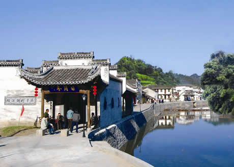 �������Y