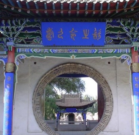 �������Y