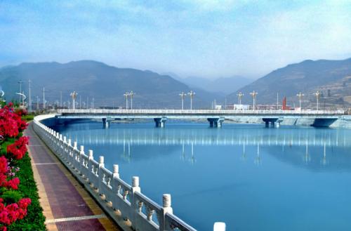 �������Y