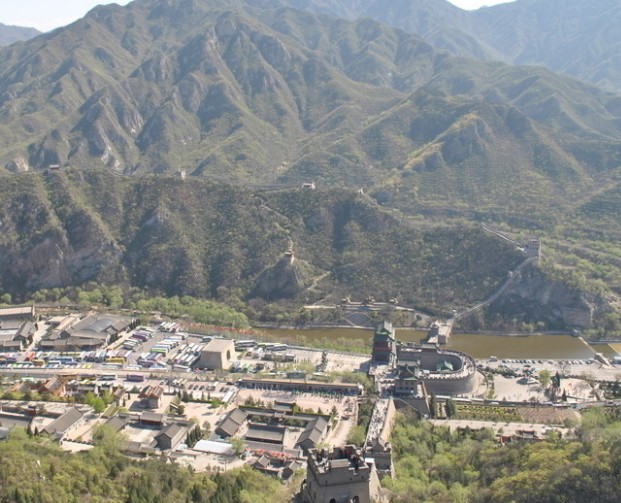 �������Y