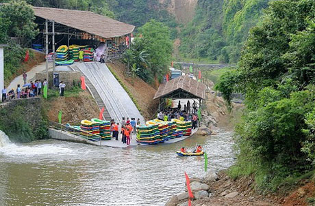 �������Y