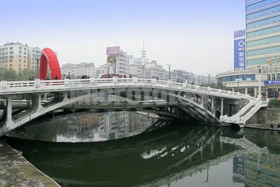 �������Y