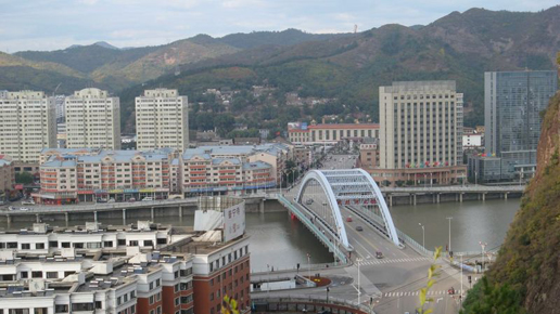 �������Y