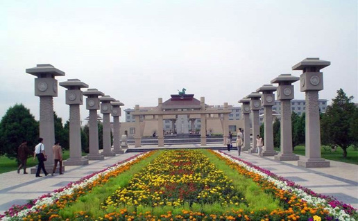 �������Y