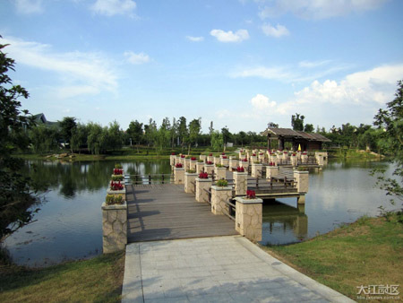 �������Y