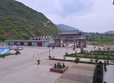 �������Y