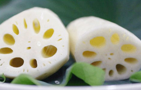 �������Y