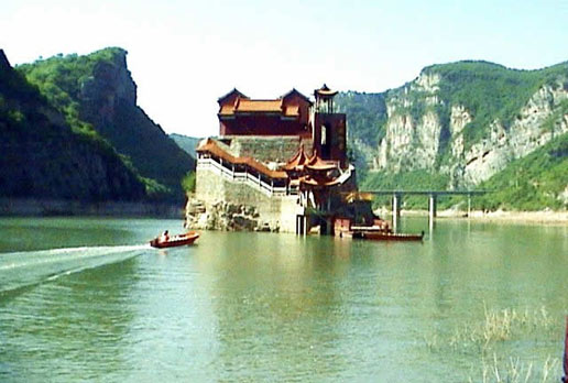 �������Y