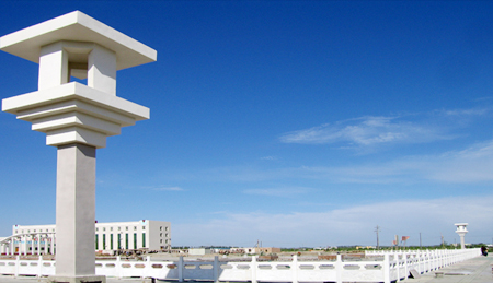 �������Y