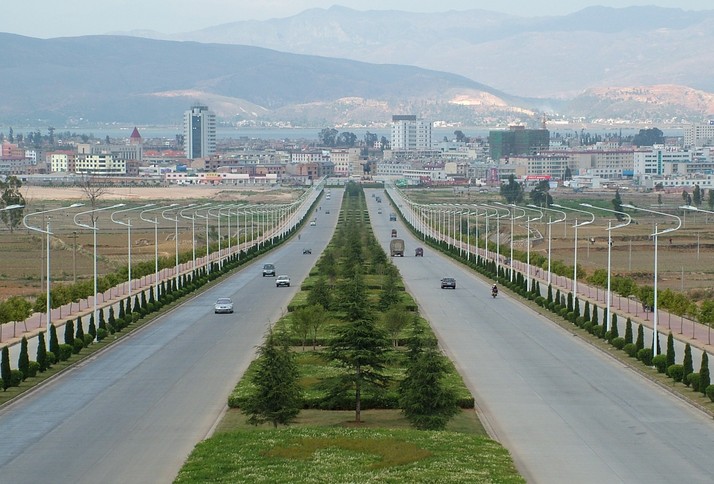 �������Y